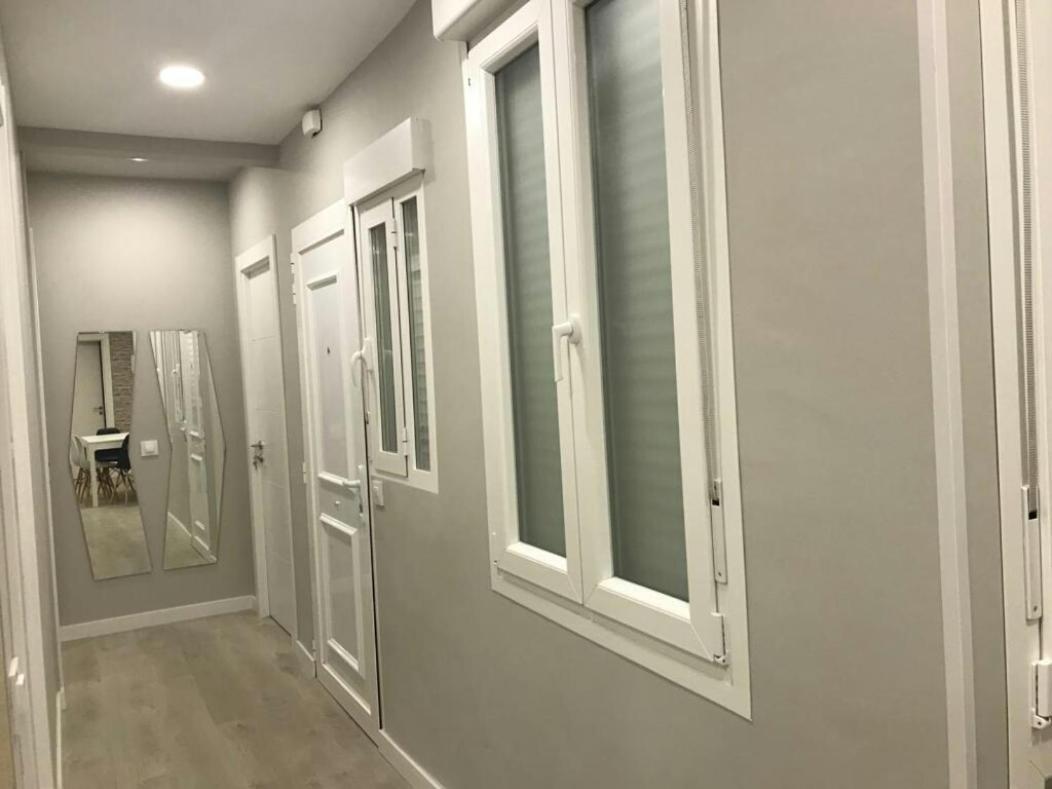 Apartamento Expectacular,Centrico,Nuevo 5 Min A Pie De La Laurel Vivienda De Uso Turistico Logroño Eksteriør bilde